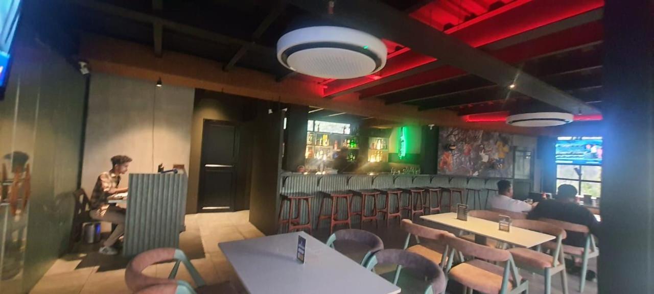 Kochi Prayana Hotels מראה חיצוני תמונה