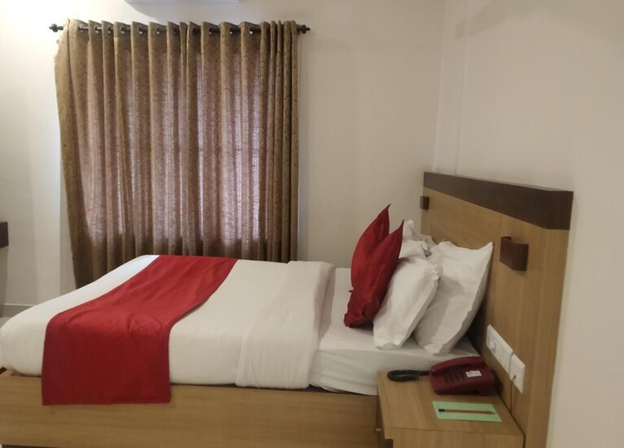 Kochi Prayana Hotels מראה חיצוני תמונה
