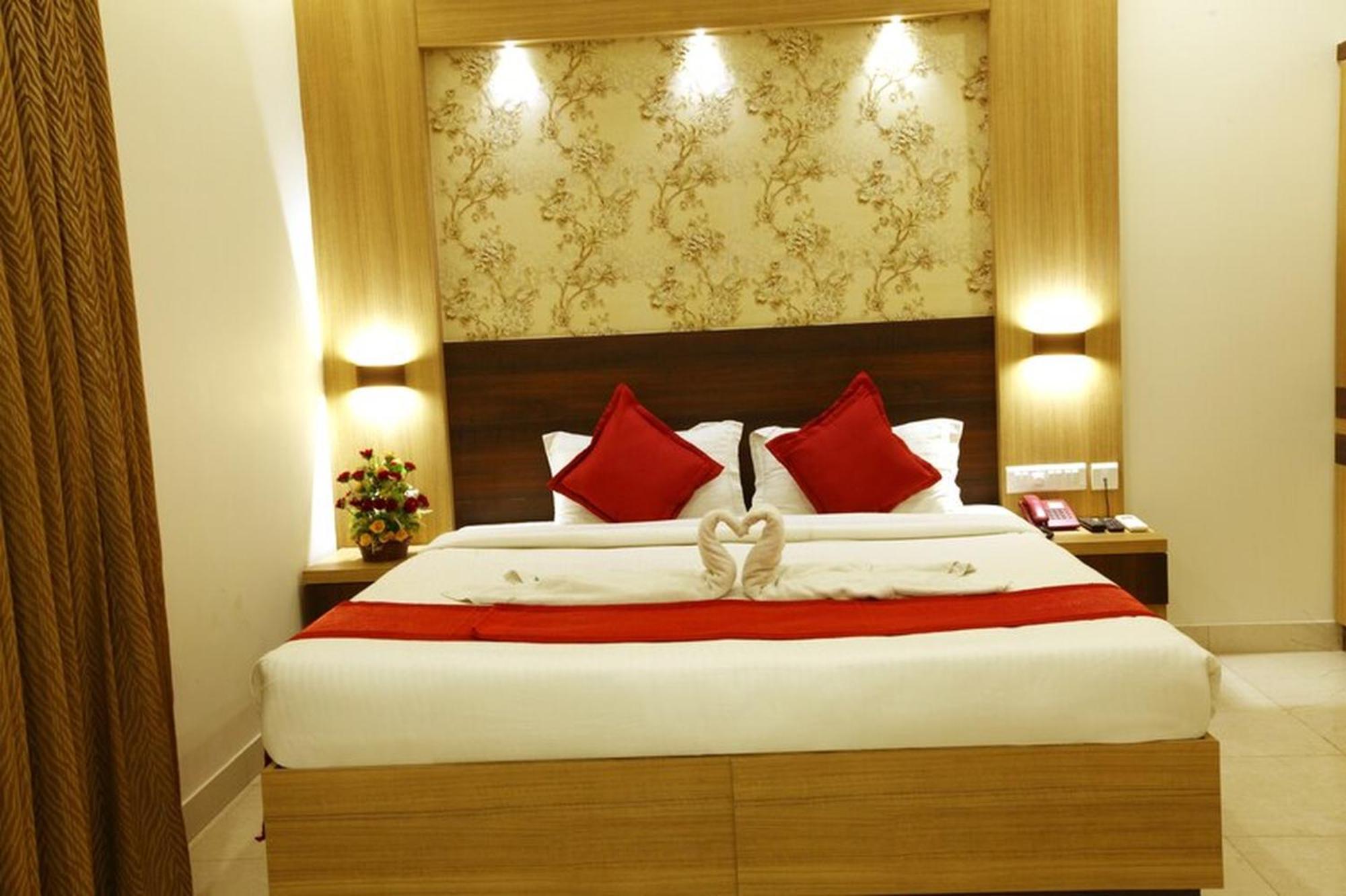 Kochi Prayana Hotels מראה חיצוני תמונה