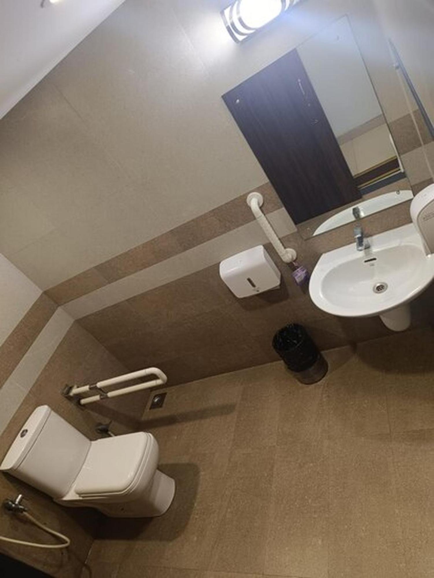 Kochi Prayana Hotels מראה חיצוני תמונה